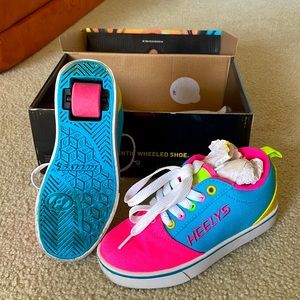 Heelys Youth Shoes